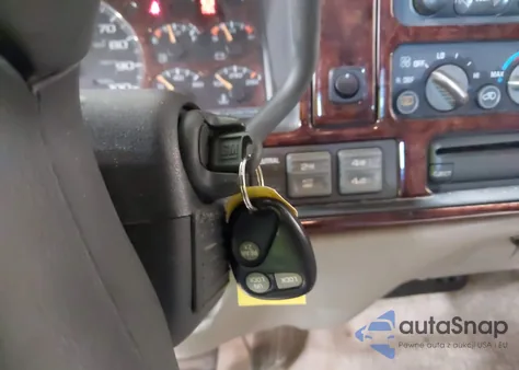 1999 Chevrolet Suburban 1500 Lt z USA, uszkodzony, nr VIN 3GNFK16R6XG170702